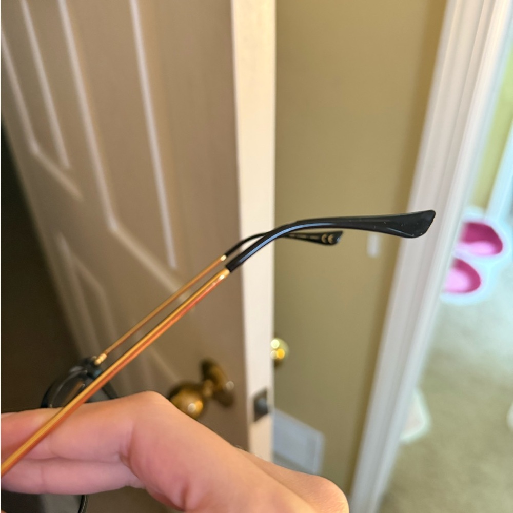 H&M Black and Gold Sunglasses - Picture 3 of 3